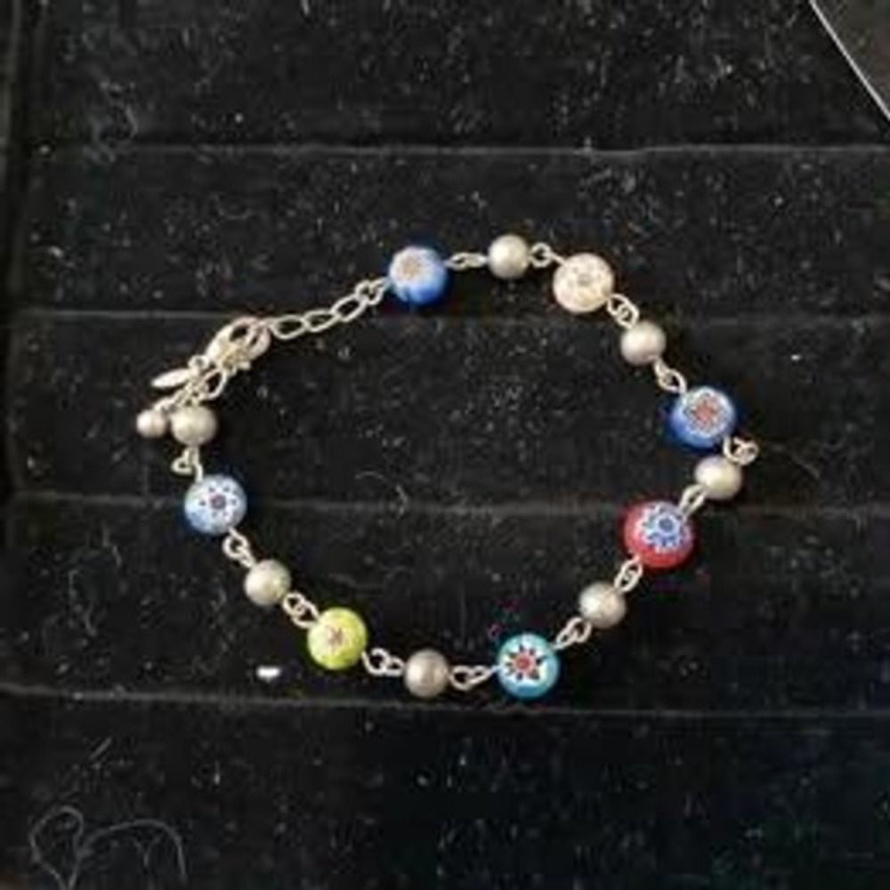 Vintage Avon Bracelet Multi Color Millefiori Glass Bead Silver Tone Chain - Picture 3 of 6
